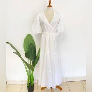 Sea Elegant White Wrap Dress